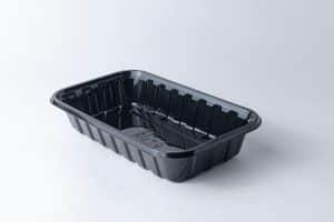 צלחות שטוחות שחורות חצי עמוקות